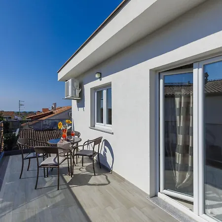 Amra-7 By Interhome * Porec