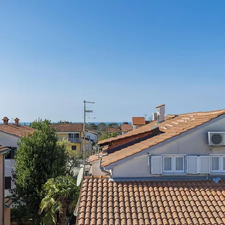 Amra 7 By Interhome *