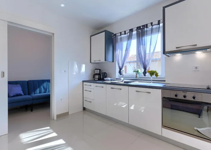 Amra 7 By Interhome Lejlighed